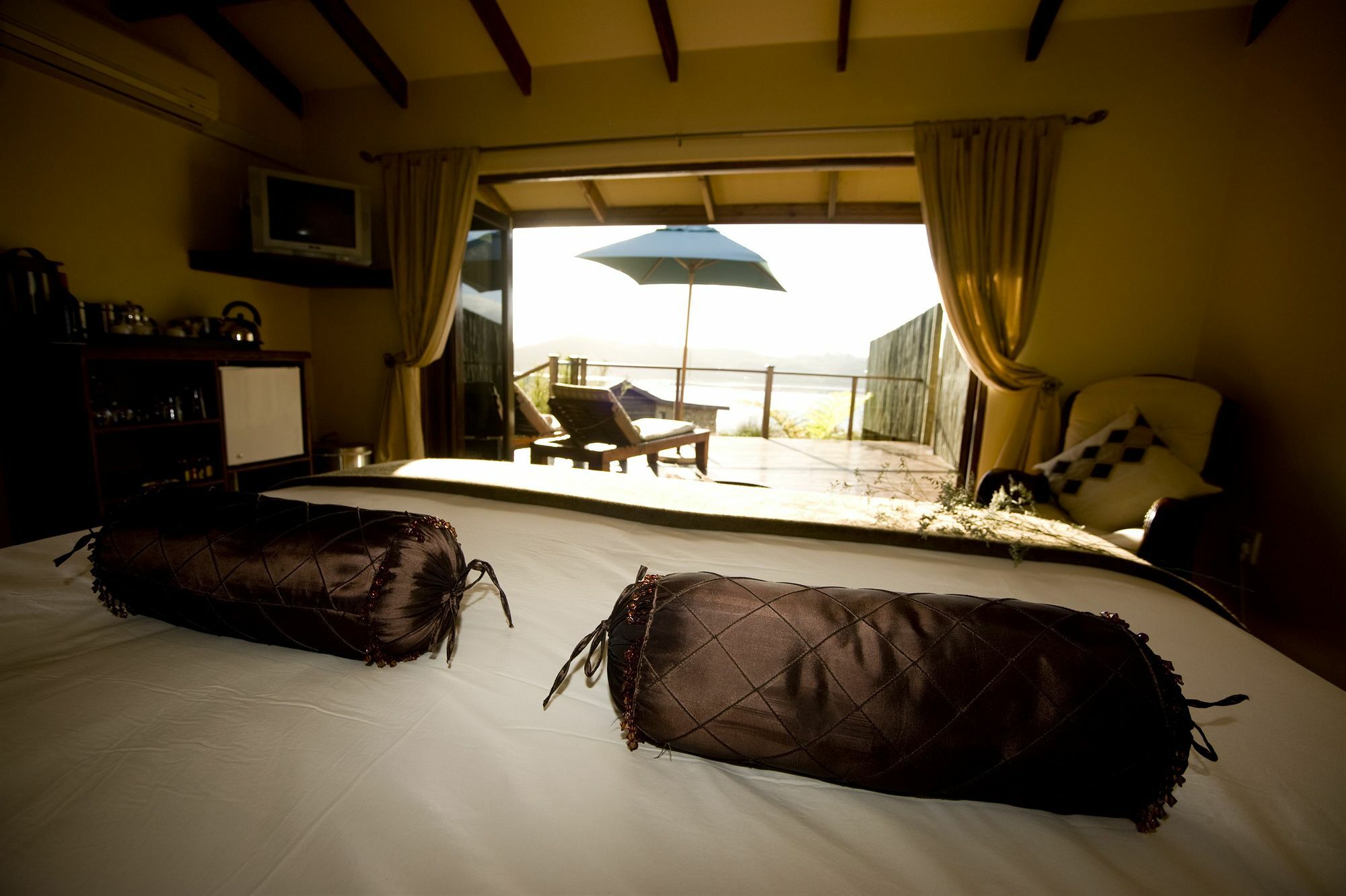 Elephant Hide Of Knysna Guest Lodge Esterno foto