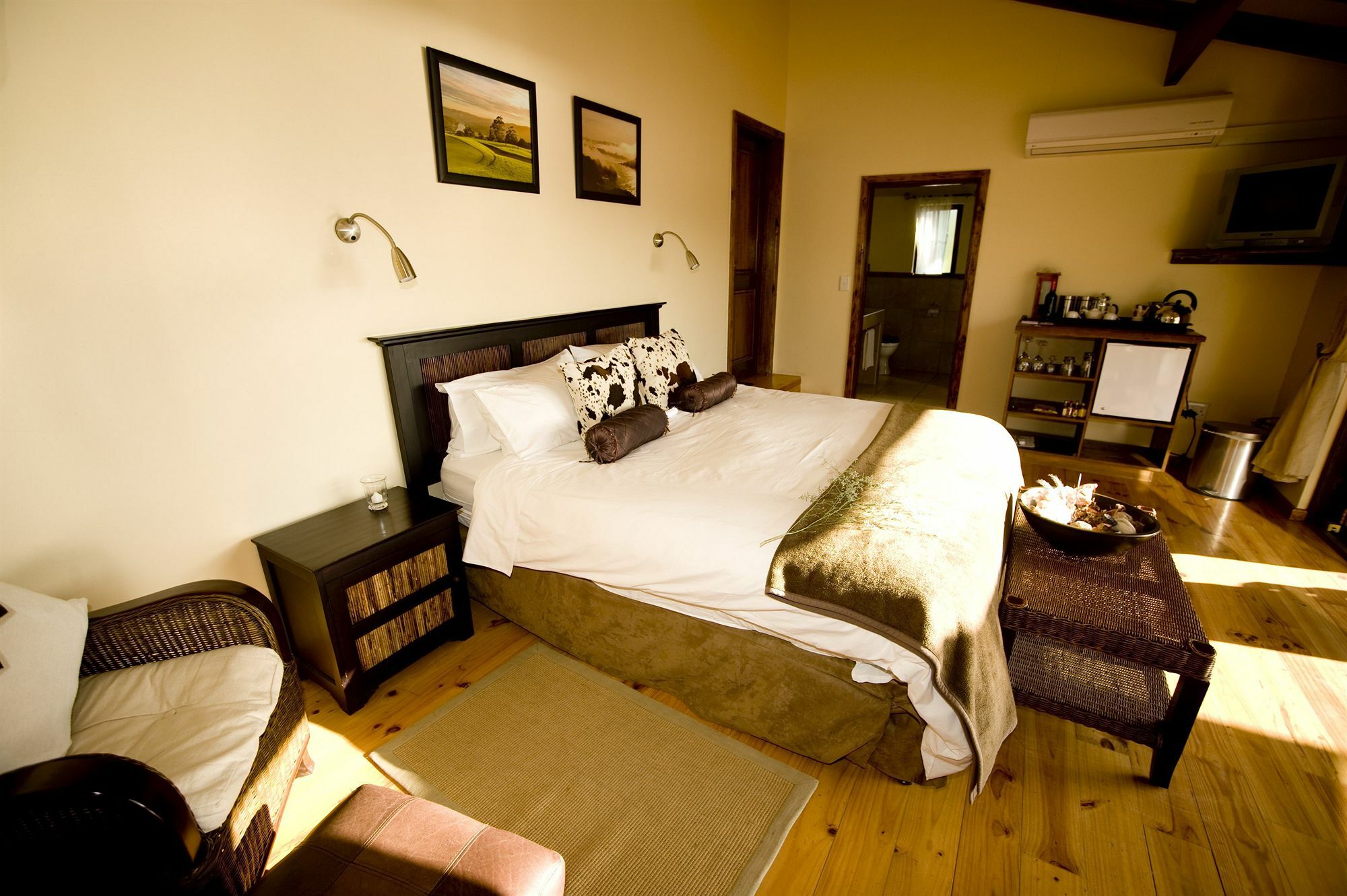 Elephant Hide Of Knysna Guest Lodge Esterno foto